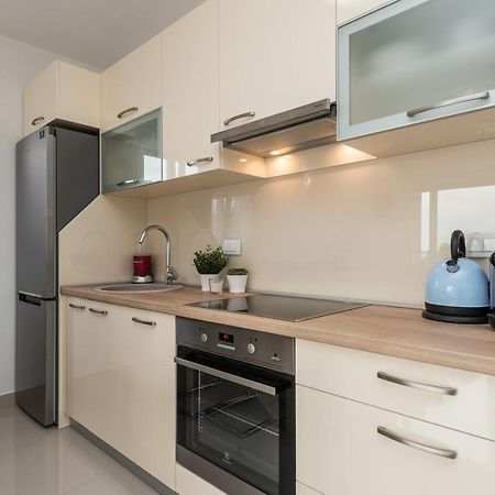 Zoran Brand New Modern Apartments ماندري المظهر الخارجي الصورة