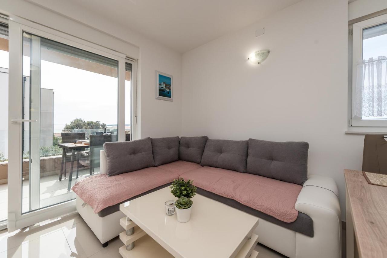 Zoran Brand New Modern Apartments ماندري المظهر الخارجي الصورة